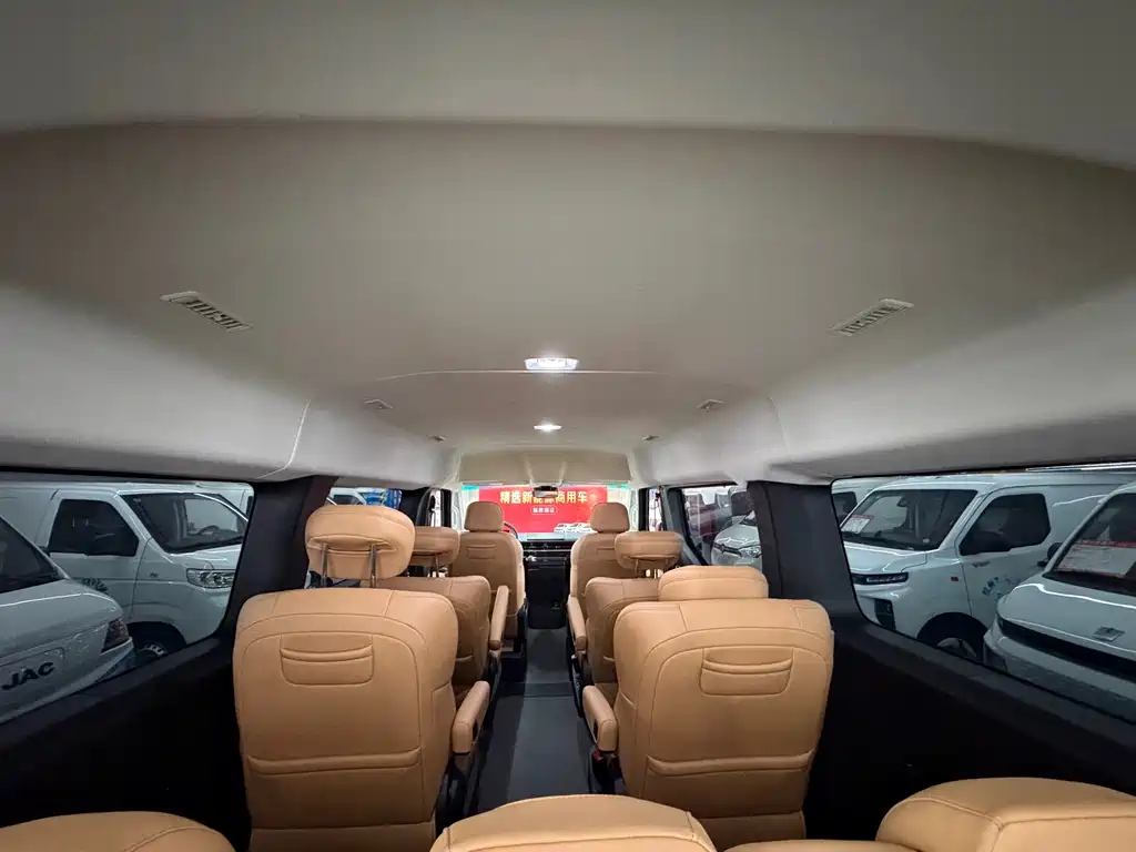 Farizon Farizon Super VAN 2025 Yuecheng Edition Medium Wheelbase Medium Roof 83kWh 2025 - thumbnail 13