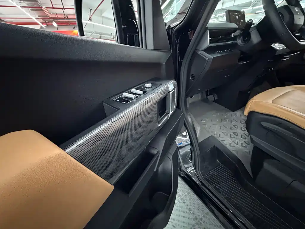 Farizon Farizon Super VAN 2025 Yuecheng Edition Medium Wheelbase Medium Roof 83kWh 2025 - thumbnail 16