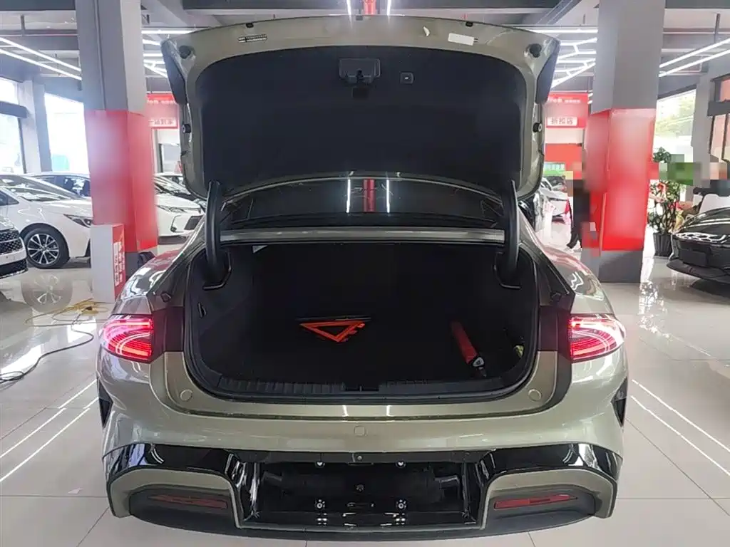 Xiaomi Auto Xiaomi SU7 RWD Long Range Intelligent Driving Edition 2026 - thumbnail 19