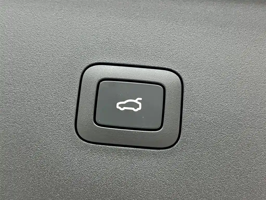 Xiaomi Auto Xiaomi YU7 2025 Max 2026 - thumbnail 12