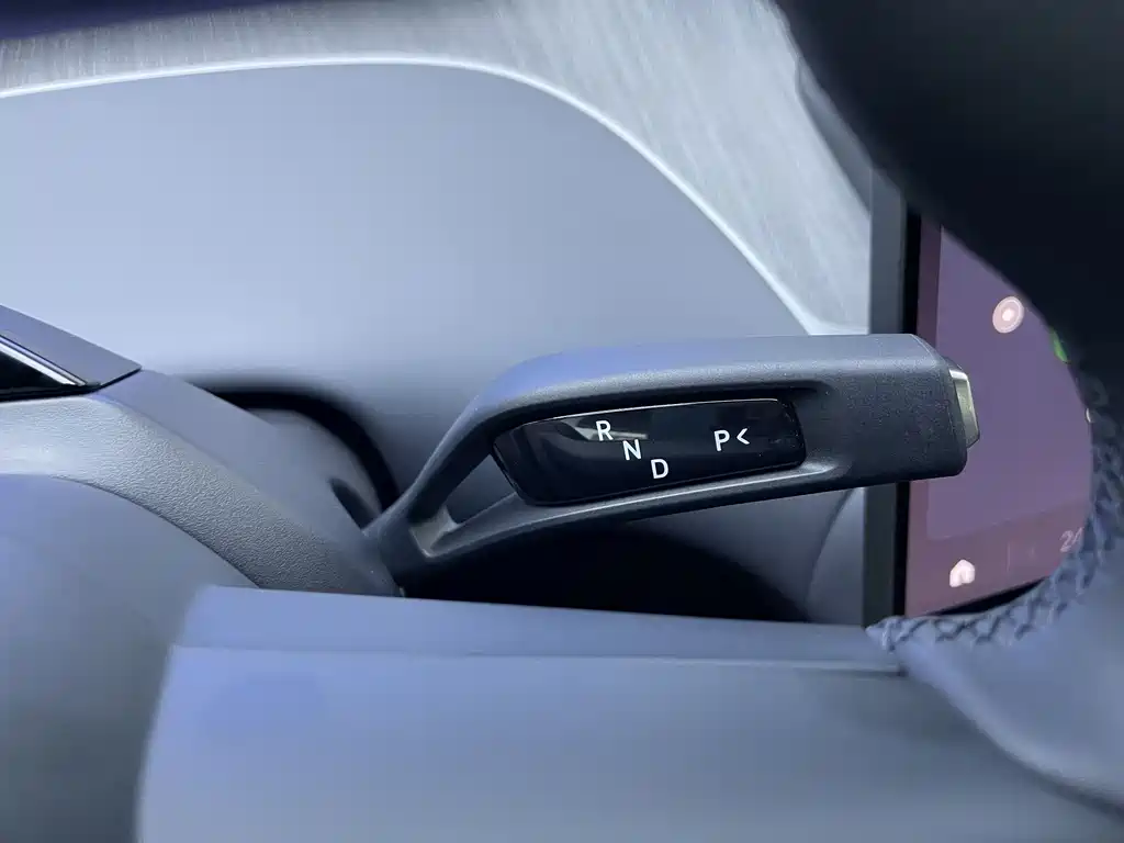 Xiaomi Auto Xiaomi YU7 2025 Long Range RWD 2025 - thumbnail 12