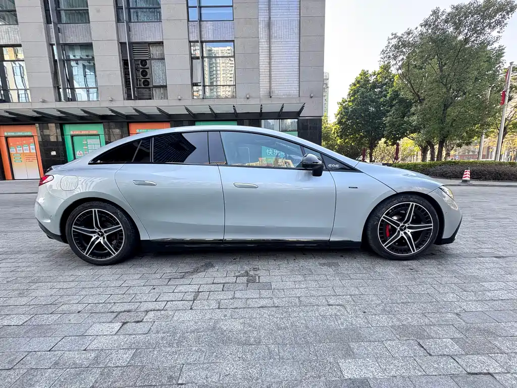 Mercedes-Benz Mercedes-Benz EQE AMG 2023 AMG EQE 53 4MATIC+ 2023 - thumbnail 8