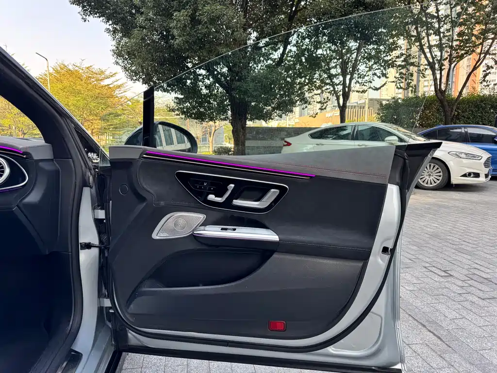 Mercedes-Benz Mercedes-Benz EQE AMG 2023 AMG EQE 53 4MATIC+ 2023 - thumbnail 14