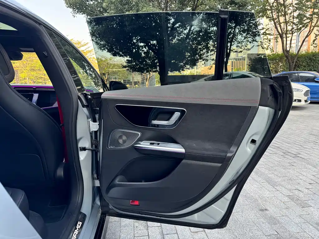Mercedes-Benz Mercedes-Benz EQE AMG 2023 AMG EQE 53 4MATIC+ 2023 - thumbnail 16