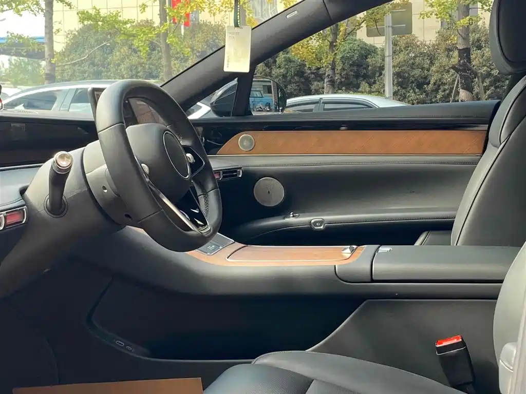 Stelato Stelato S9 2026 BEV Ultra AWD 100kWh 192-Line LiDAR 2025 - thumbnail 5