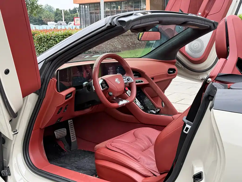 MG MG Cyberster 520km AWD Legend Red Soft Top 2026 - thumbnail 9