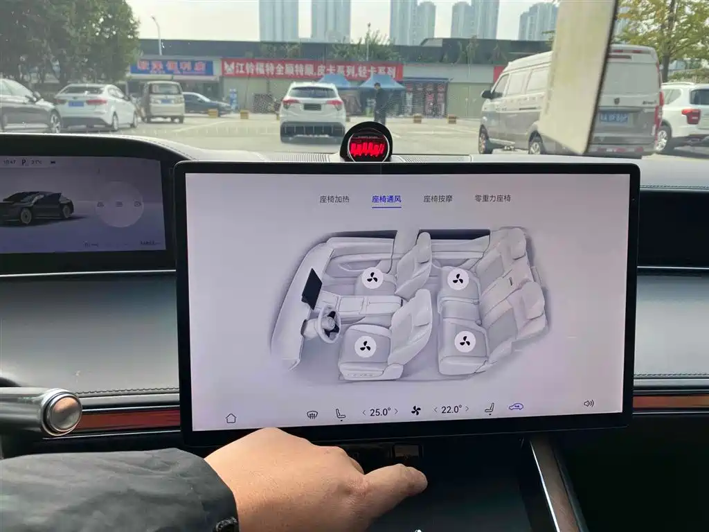 Stelato Stelato S9 2026 BEV Ultra AWD 100kWh 192-Line LiDAR 2025 - thumbnail 17