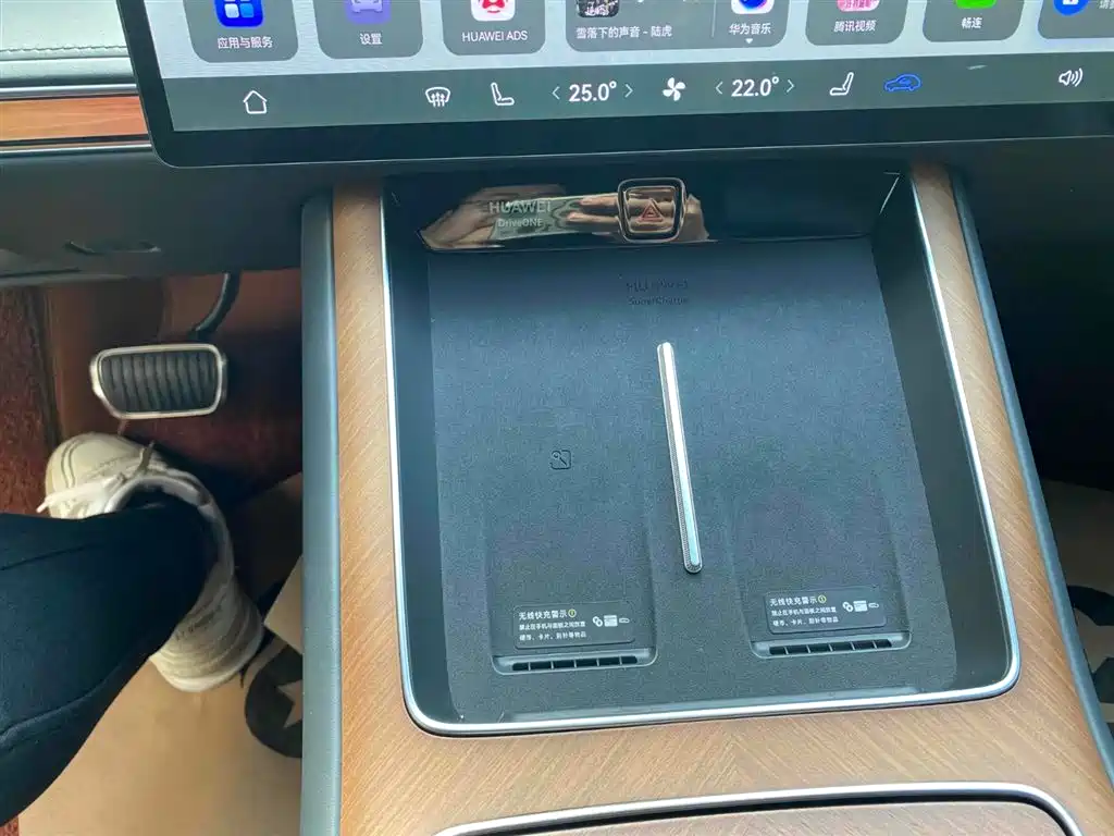Stelato Stelato S9 2026 BEV Ultra AWD 100kWh 192-Line LiDAR 2025 - thumbnail 19