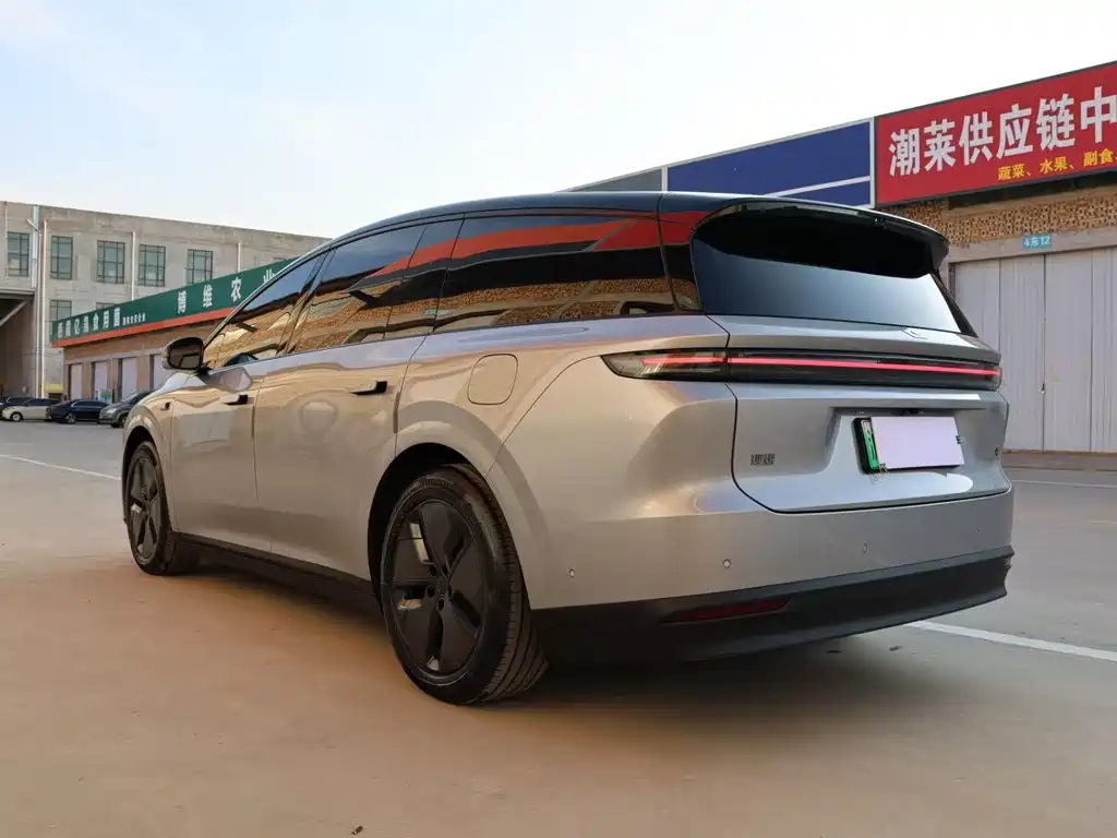 Li Auto Li Auto i8 2025 Standard Edition 2025 - thumbnail 14