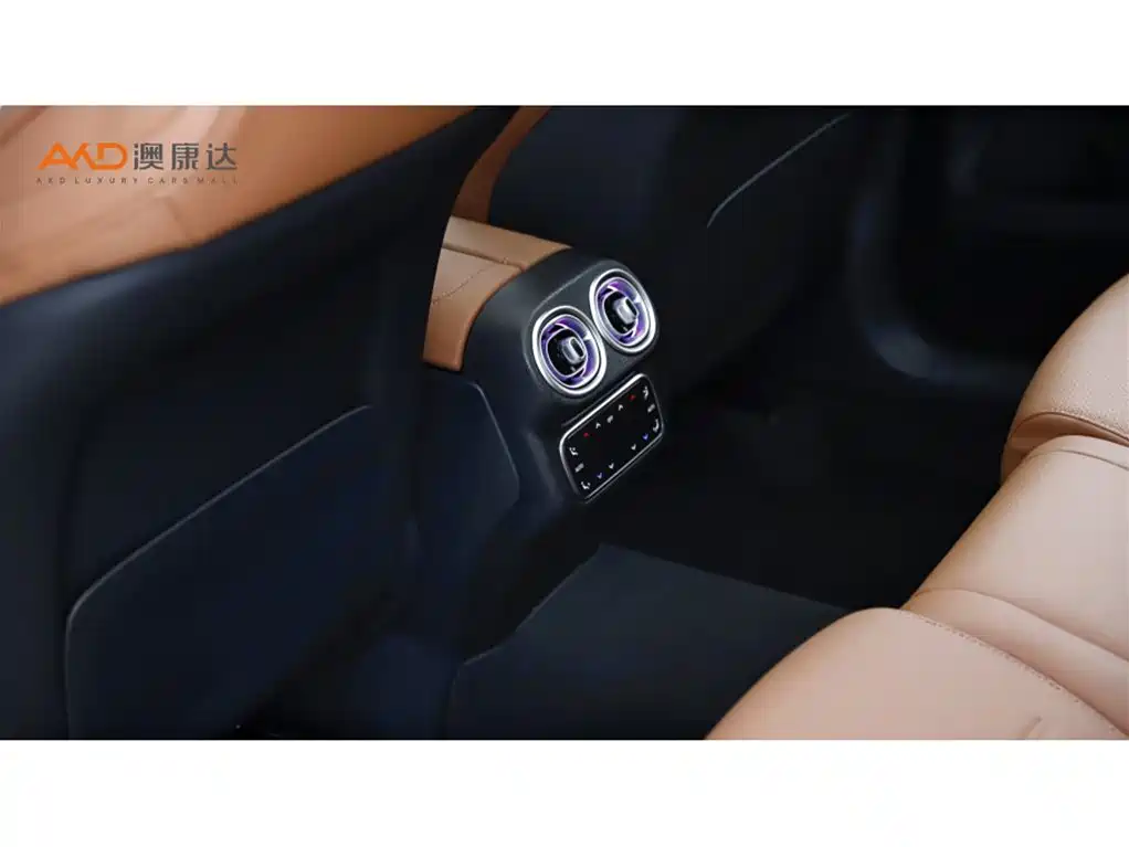 Mercedes-Benz Mercedes-Benz GLC 350 e L 4MATIC Collector's Edition 2025 - thumbnail 9