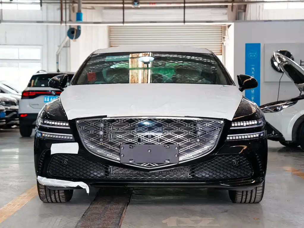 Genesis Genesis G80 2.5T RWD Luxury 2026 - thumbnail 2