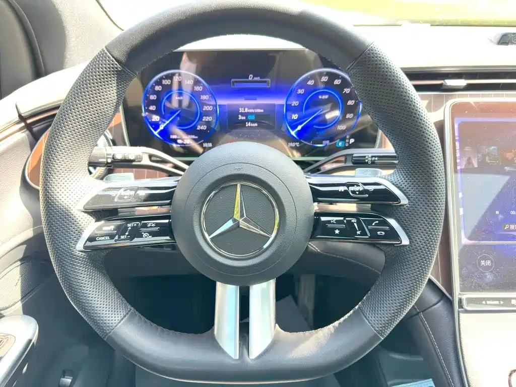 Mercedes-Benz Mercedes-Benz EQE SUV 500 4MATIC 2025 - thumbnail 15