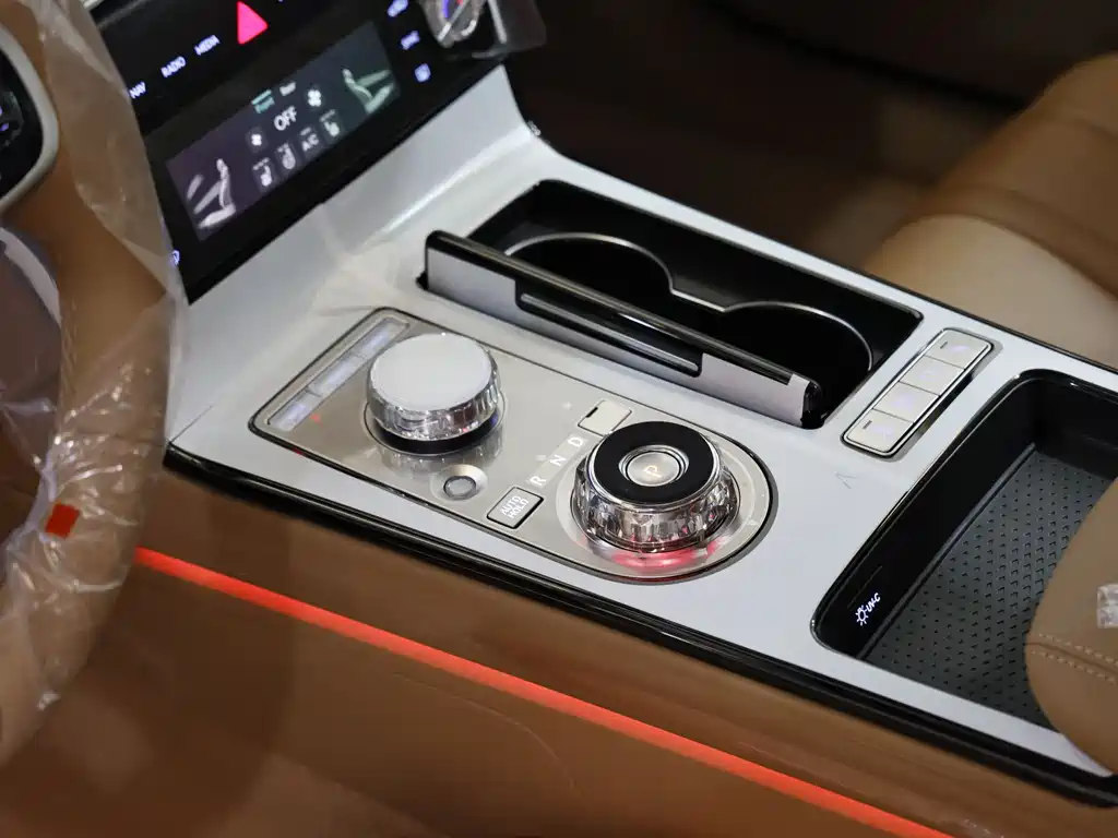 Genesis Genesis G80 2.5T RWD Luxury 2026 - thumbnail 6