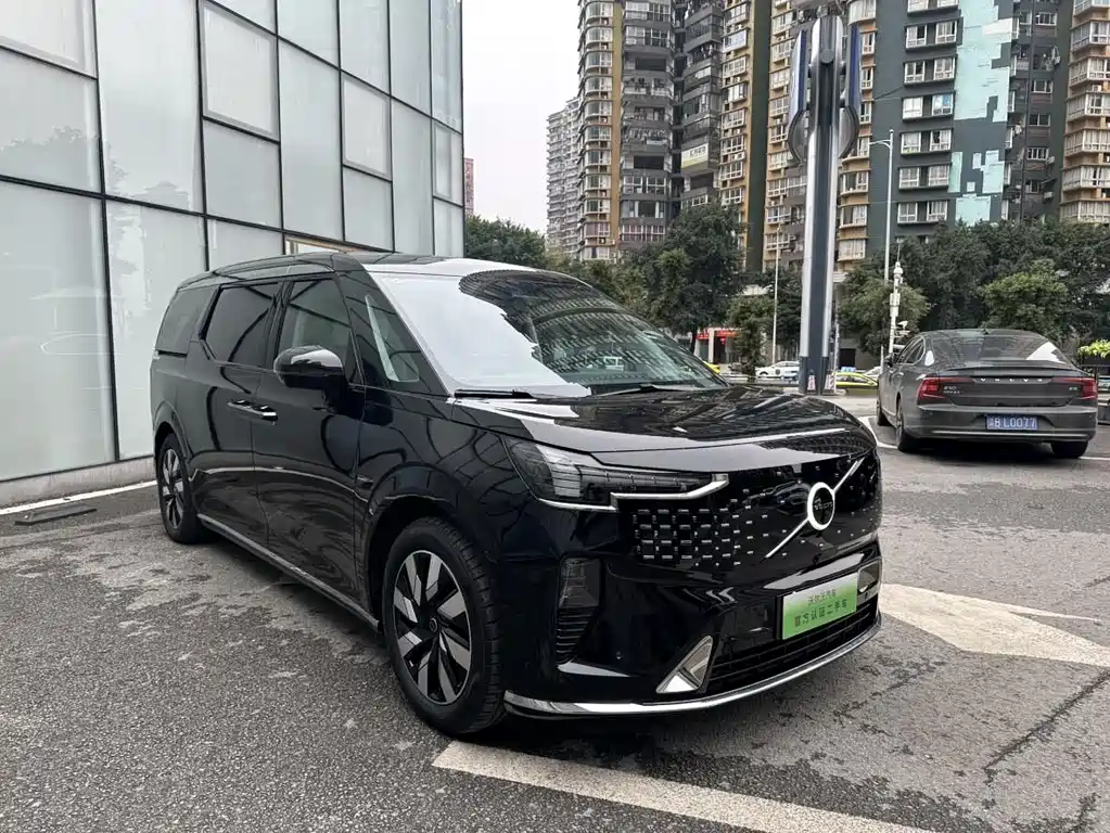 Volvo Volvo EM90 2025 Ultra 6-Seater 2024 - thumbnail 5