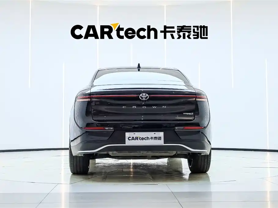 Toyota Toyota Crown SportCross 2023 2.5L SportCross HEV FWD Premium Edition 2024 - thumbnail 2