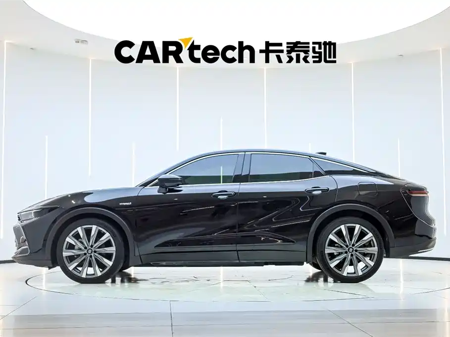 Toyota Toyota Crown SportCross 2023 2.5L SportCross HEV FWD Premium Edition 2024 - thumbnail 7