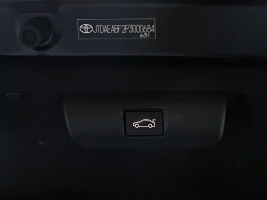 Toyota Toyota Crown SportCross 2023 2.5L SportCross HEV FWD Premium Edition 2024 - thumbnail 9