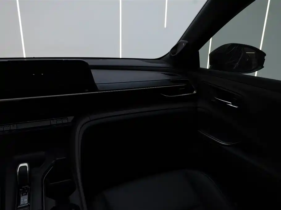Toyota Toyota Crown SportCross 2023 2.5L SportCross HEV FWD Premium Edition 2024 - thumbnail 27