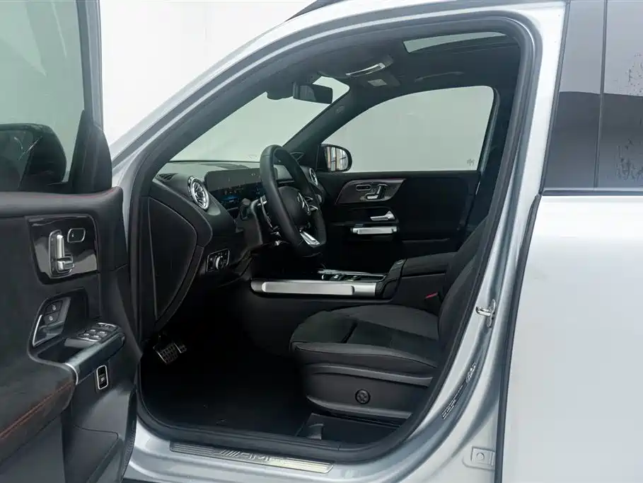 Mercedes-Benz Mercedes-Benz AMG GLB 35 4MATIC 2025 - thumbnail 13
