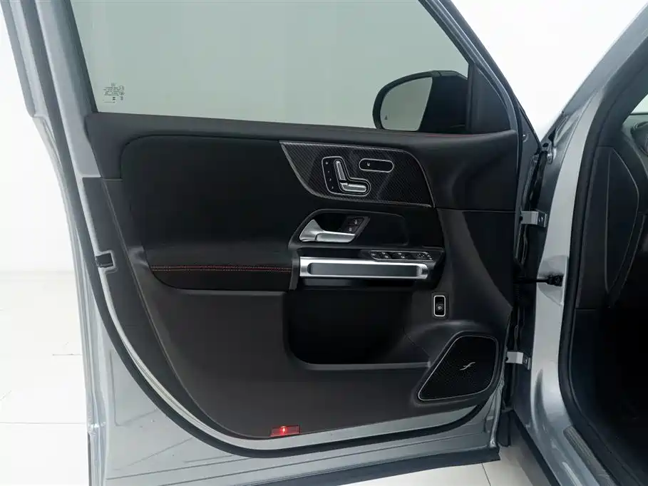 Mercedes-Benz Mercedes-Benz AMG GLB 35 4MATIC 2025 - thumbnail 14