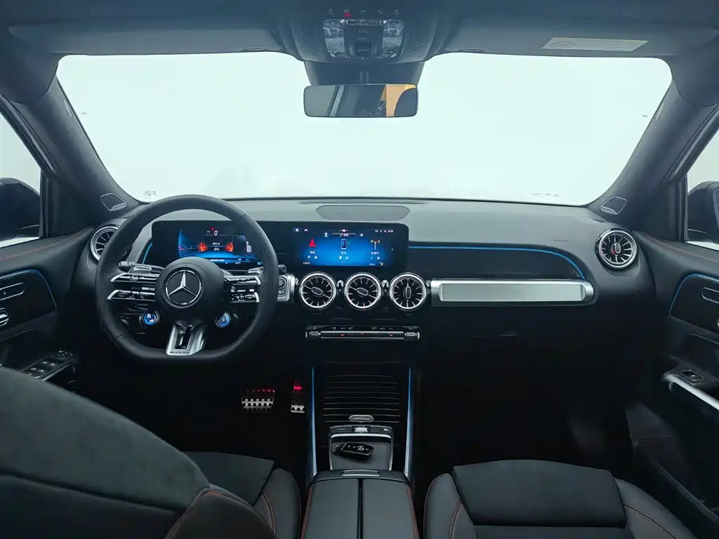 Mercedes-Benz Mercedes-Benz AMG GLB 35 4MATIC 2025 - thumbnail 26