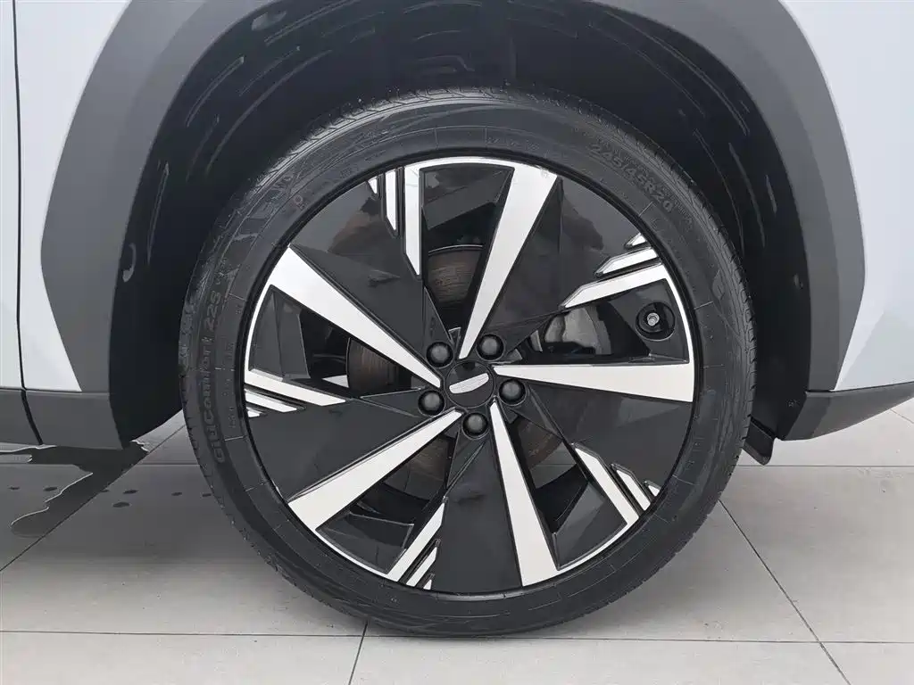 Geely Auto Geely Boyue L 2023 1.5TD DCT Prestige Edition 2023 - thumbnail 17