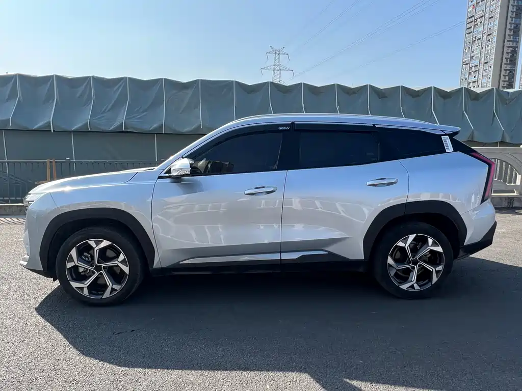 Geely Auto Geely Boyue L 1.5TD DCT Premium 2022 - thumbnail 4