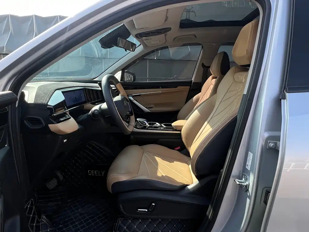 Geely Auto Geely Boyue L 1.5TD DCT Premium 2022 - thumbnail 9