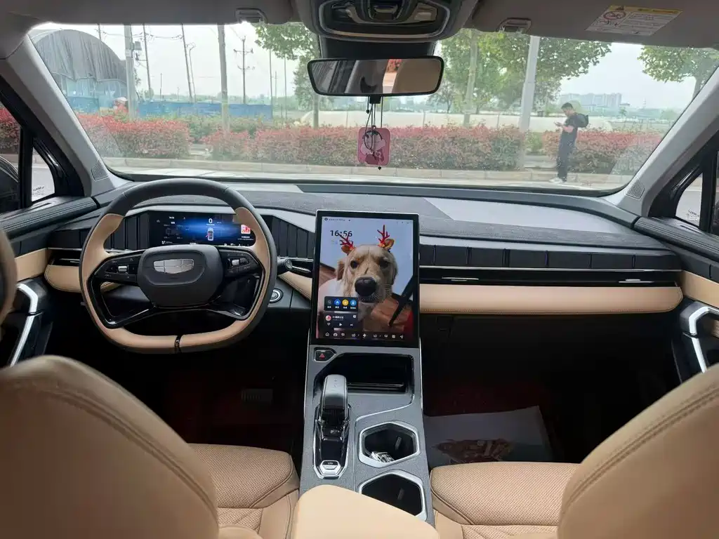 Geely Auto Geely Boyue L 2023 1.5TD DCT Luxury Edition 2023 - thumbnail 5