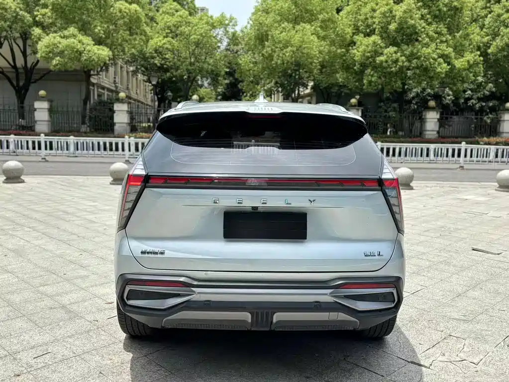 Geely Auto Geely Boyue L 2023 1.5TD DCT Premium Edition 2022 - thumbnail 13