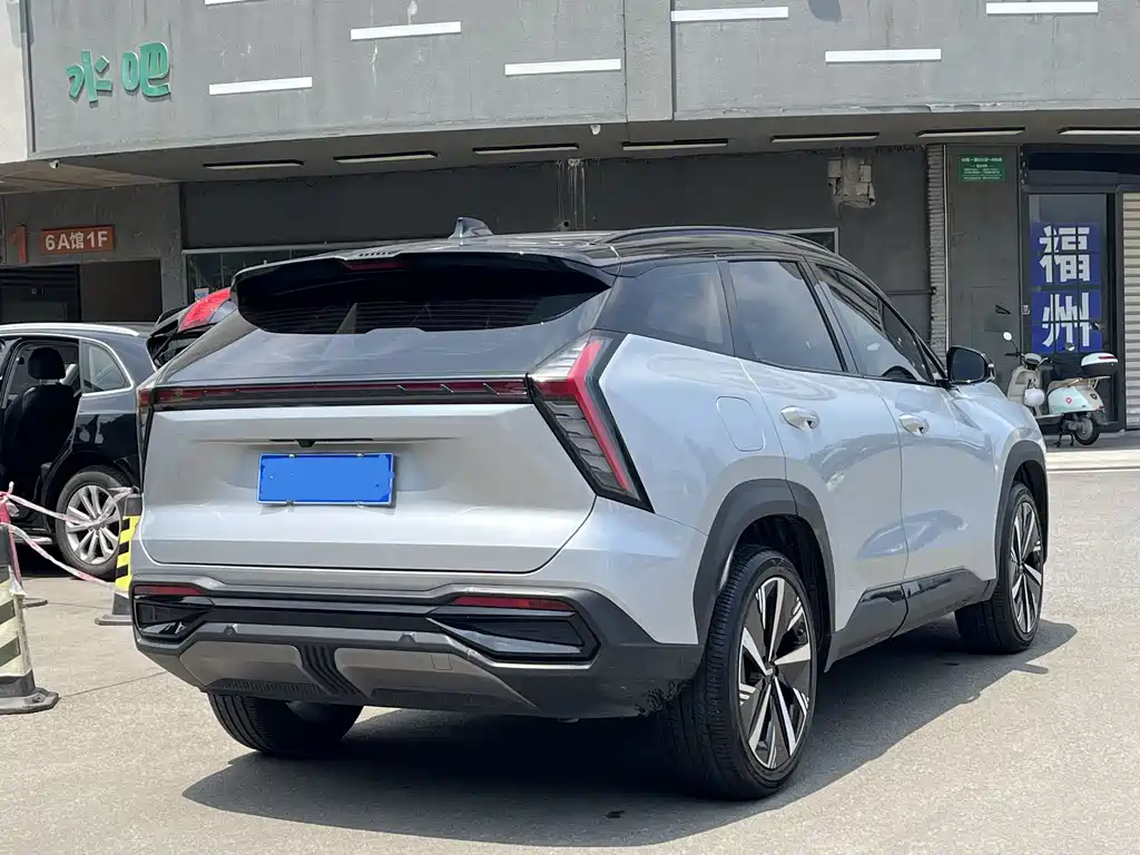 Geely Auto Geely Boyue L 2023 1.5TD DCT Prestige 2023 - thumbnail 5