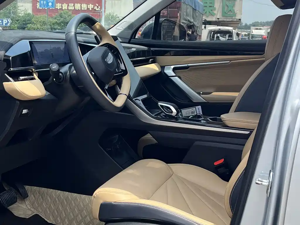 Geely Auto Geely Boyue L 2023 1.5TD DCT Prestige 2023 - thumbnail 7