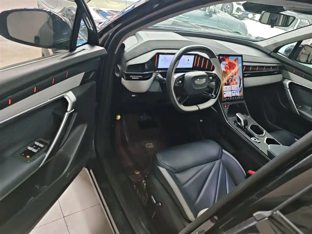 Geely Auto Geely Boyue L 2023 1.5TD DCT Luxury Trim 2023 - thumbnail 12