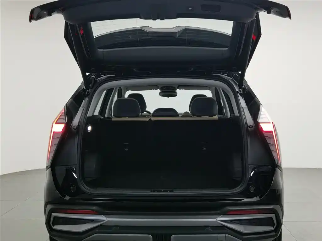 Geely Auto Geely Boyue L 1.5TD DCT Premium 2023 - thumbnail 16