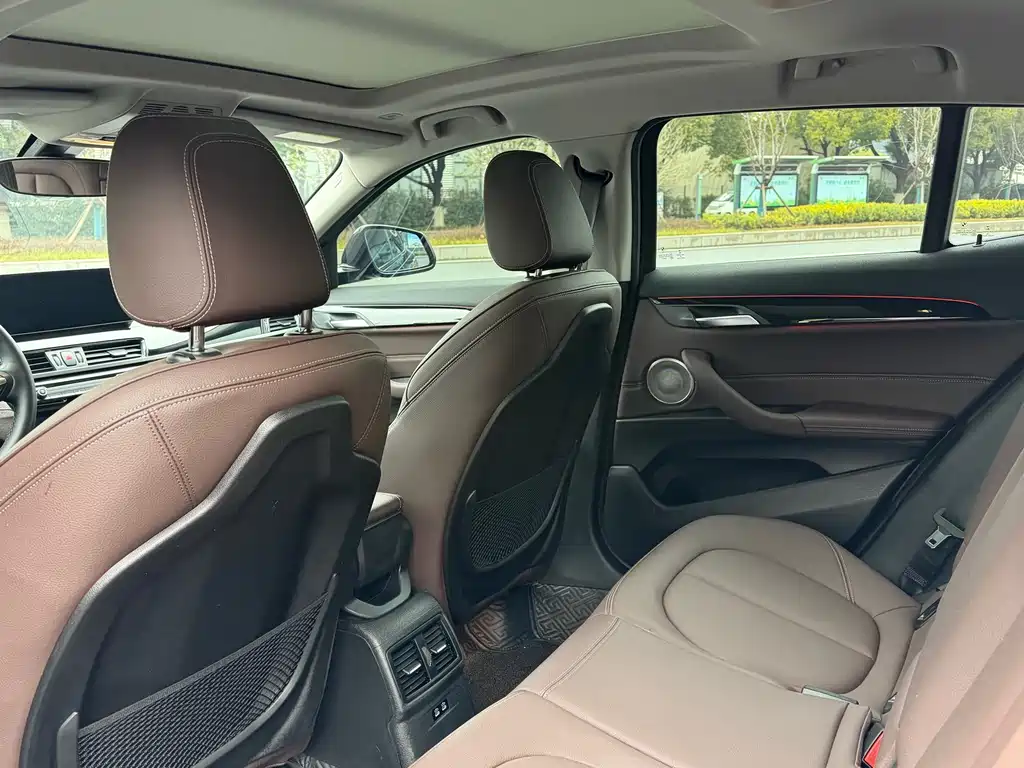 BMW BMW X2 2022 sDrive25i M Sport Package 2023 - thumbnail 6