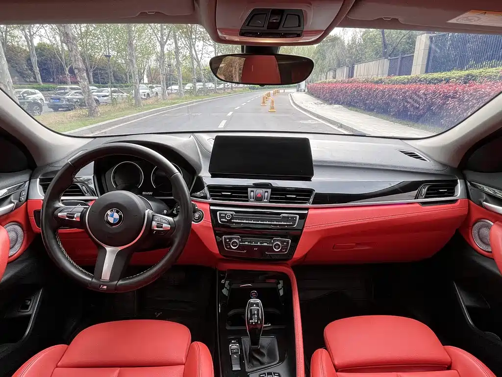 BMW BMW X2 sDrive25i M Off-Road Package 2023 - thumbnail 9