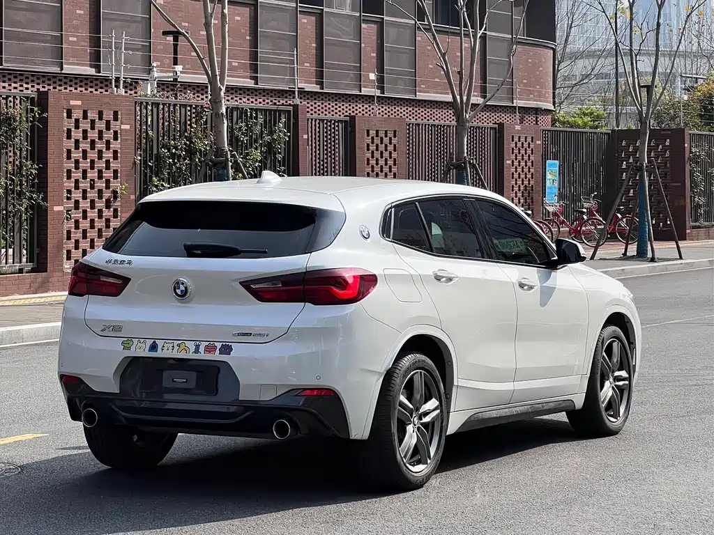 BMW BMW X2 2022 sDrive25i M Sport Package 2022 - thumbnail 8