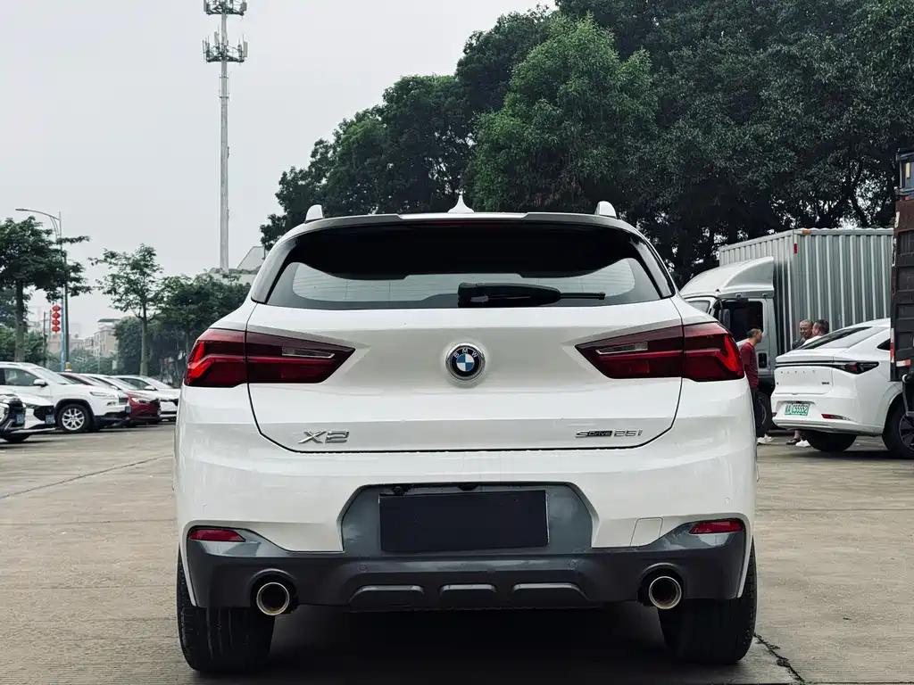 BMW BMW X2 2021 sDrive25i M Sport Package 2021 - thumbnail 5