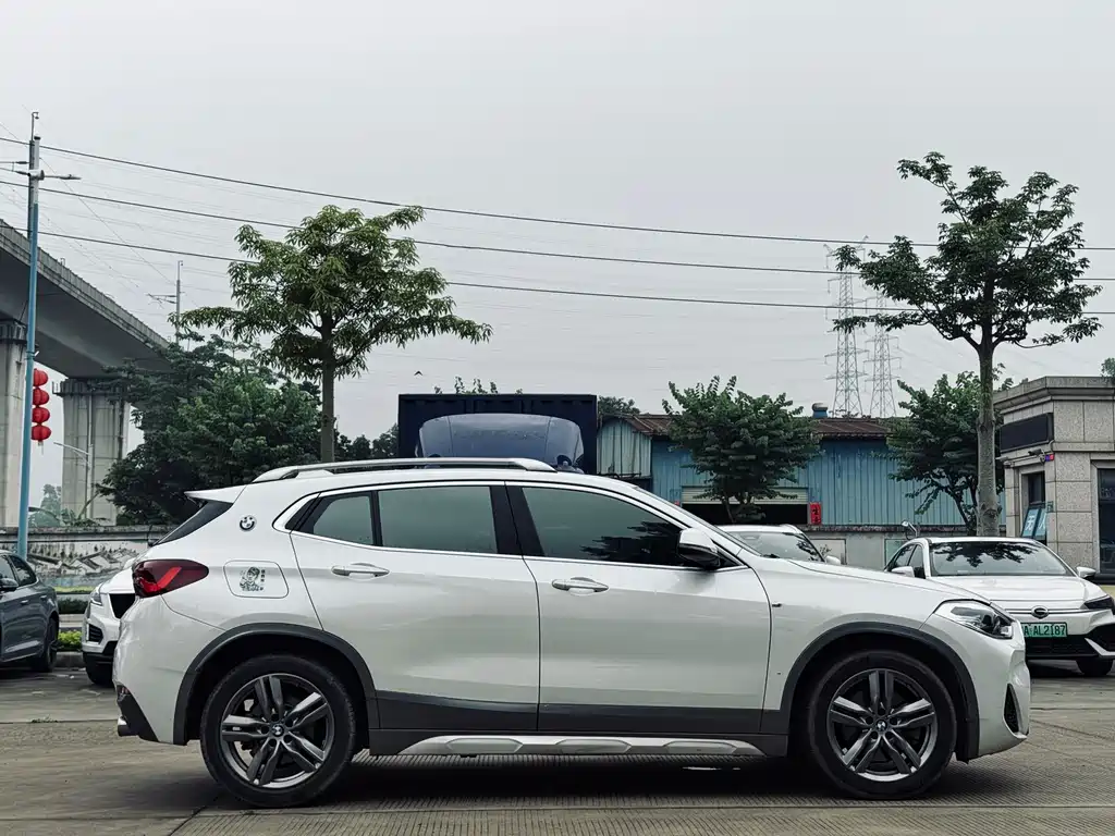 BMW BMW X2 2021 sDrive25i M Sport Package 2021 - thumbnail 8