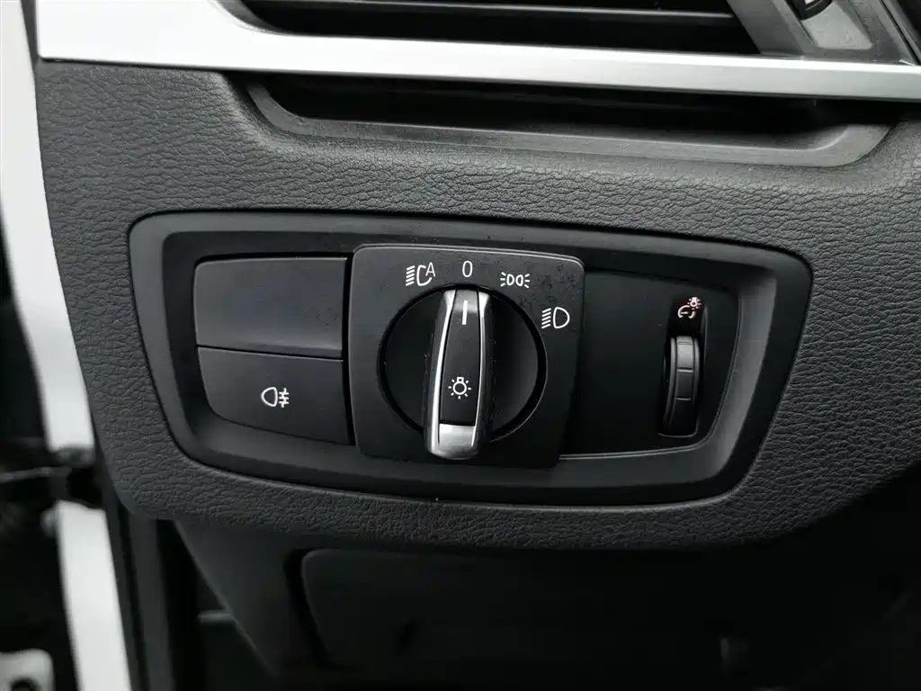BMW BMW X2 sDrive20i M Off-Road Package 2021 - thumbnail 21
