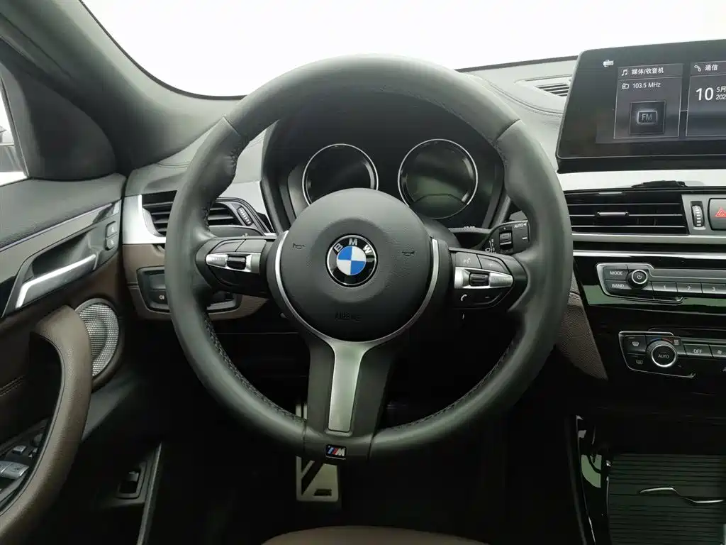 BMW BMW X2 2021 sDrive25i M Off-Road Package 2020 - thumbnail 11