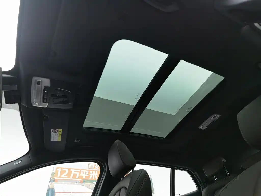 BMW BMW X2 2021 sDrive25i M Off-Road Package 2020 - thumbnail 14