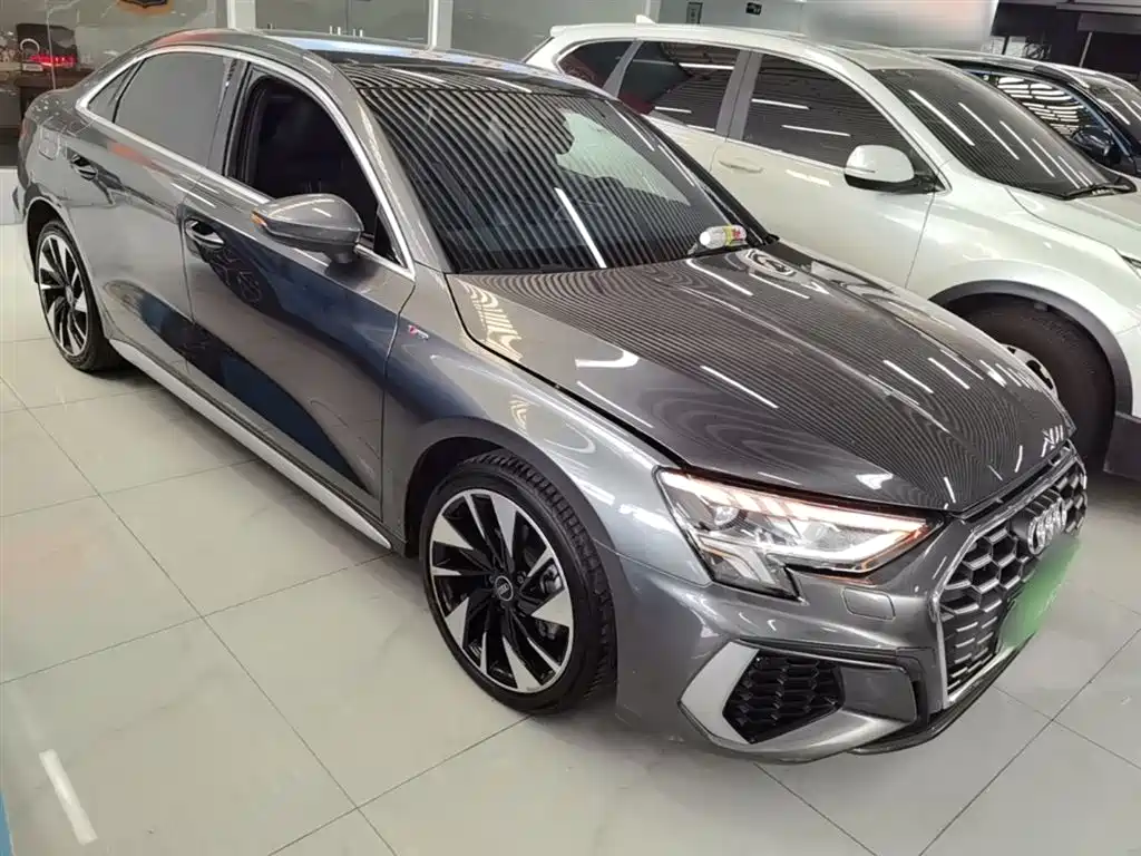 Audi Audi A3L Limousine 35 TFSI 2023 - thumbnail 4