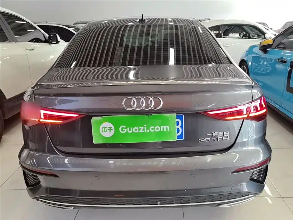 Audi Audi A3L Limousine 35 TFSI 2023 - thumbnail 6