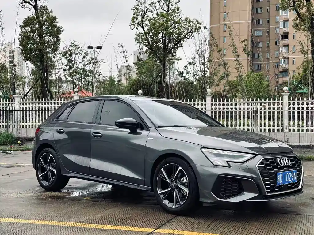 Audi Audi A3 Sportback 35 TFSI 2023 - thumbnail 3