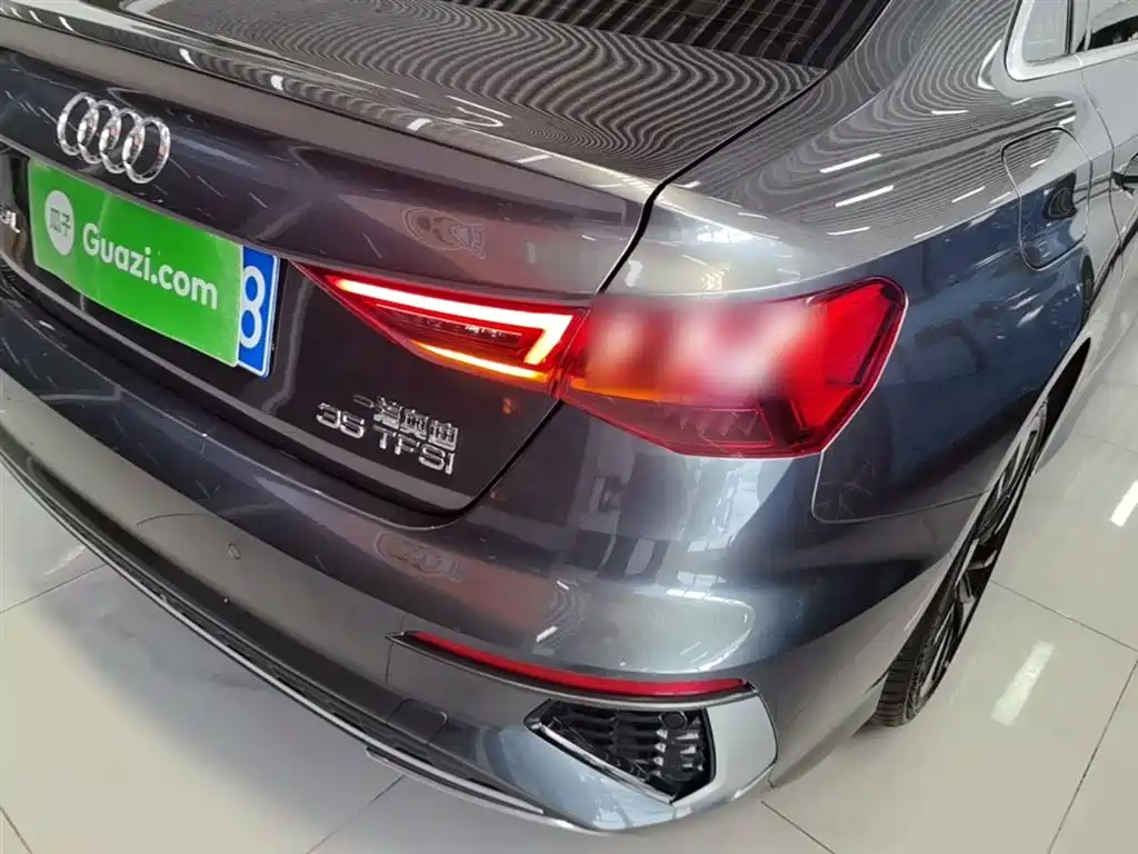 Audi Audi A3L Limousine 35 TFSI 2023 - thumbnail 8