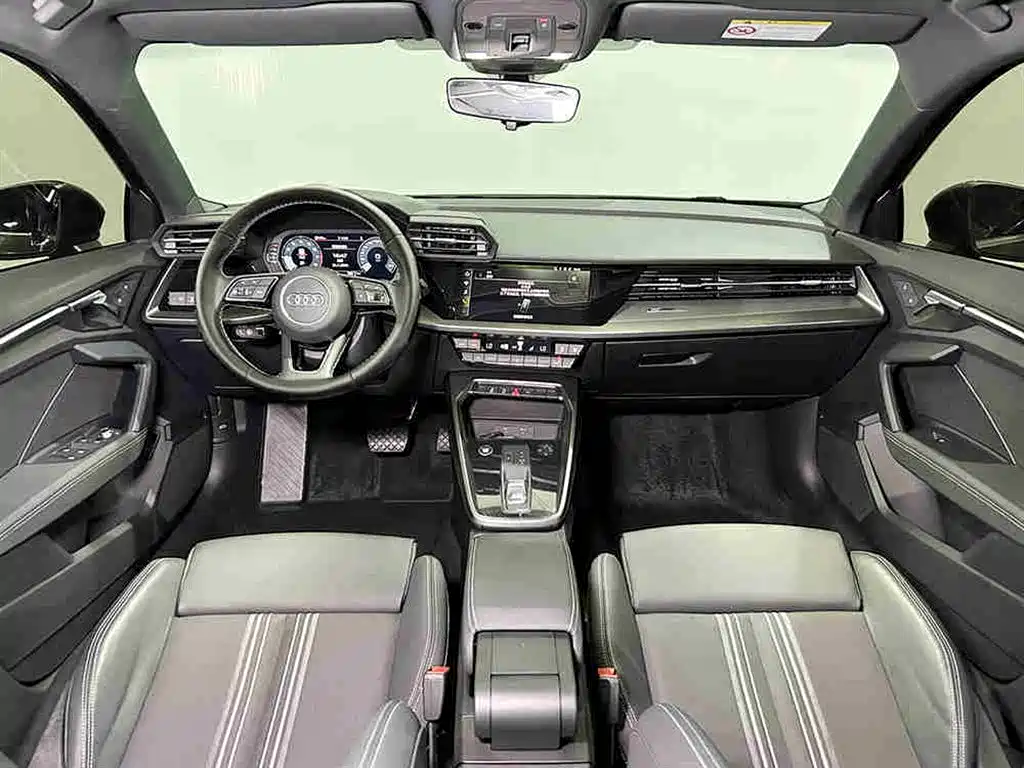 Audi Audi A3L Limousine 35 TFSI 2024 - thumbnail 9