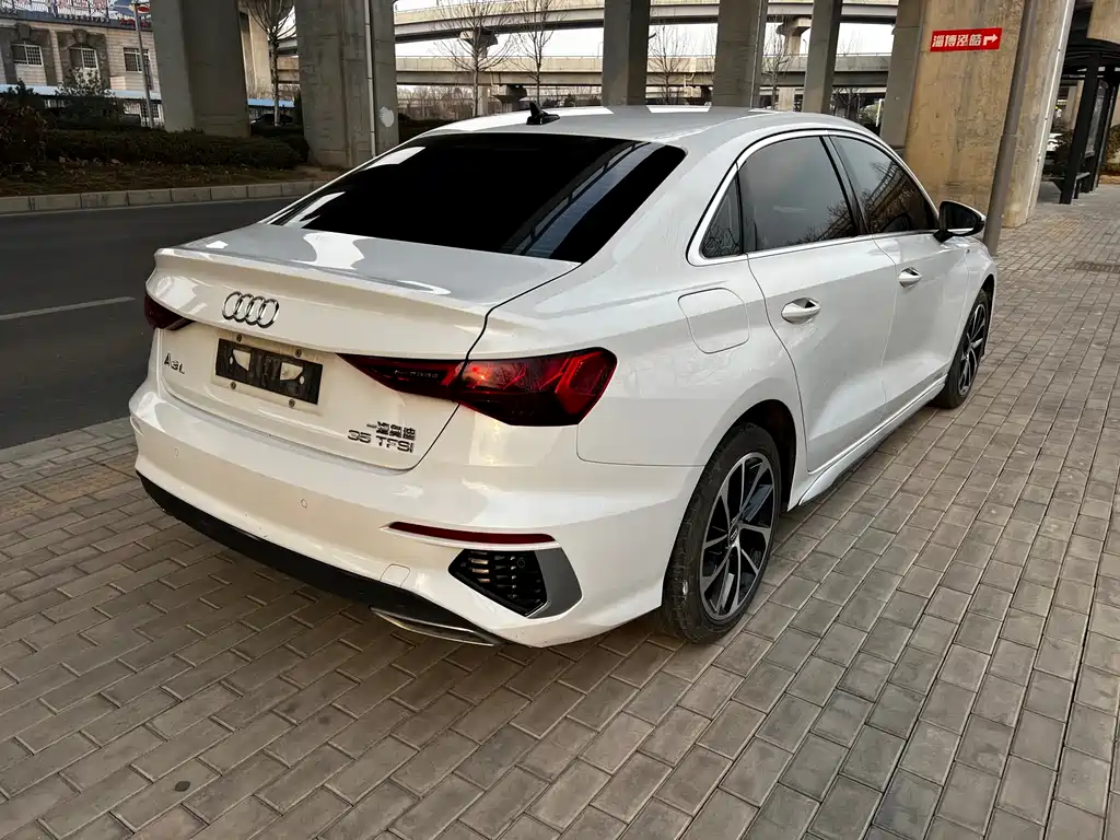 Audi Audi A3 2022 A3L Limousine 35 TFSI Entry Sport Edition 2022 - thumbnail 3