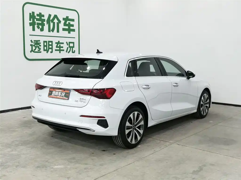 Audi Audi A3 Sportback 35 TFSI 2022 - thumbnail 2