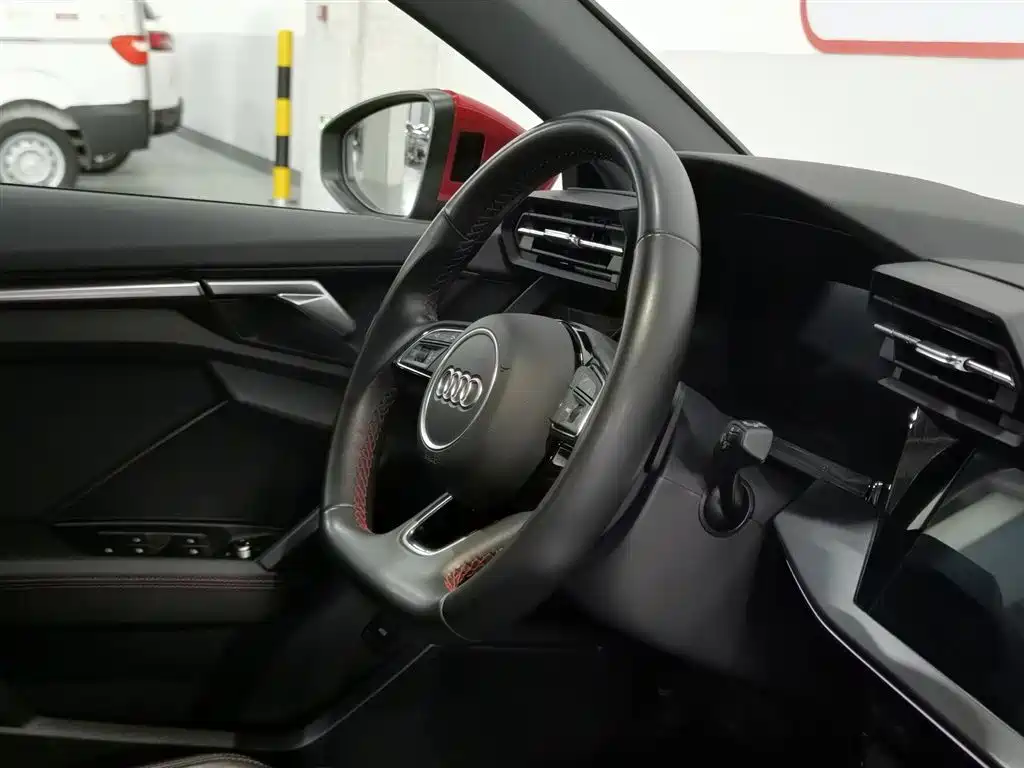 Audi Audi A3 2023 Sportback 35 TFSI Luxury Sport 2024 - thumbnail 22